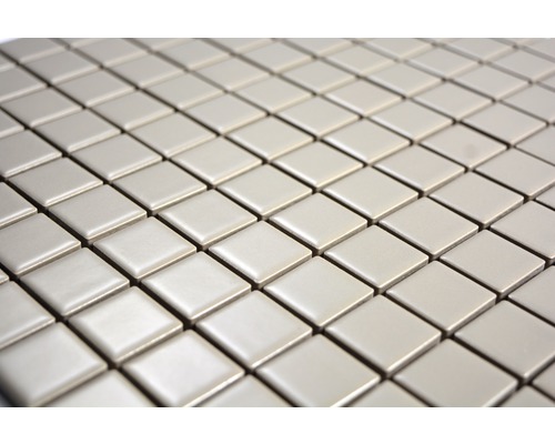 Detaljerad bild av kvadratiska keramikmosaikplattor