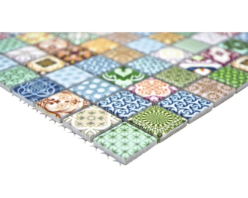 Mosaikplattor med olika mönster