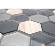 Sexkantiga mosaikplattor av glas och sten
