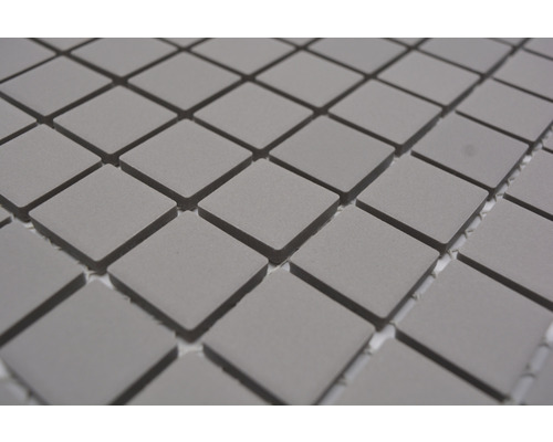 Fyrkantiga mosaikplattor av keramik