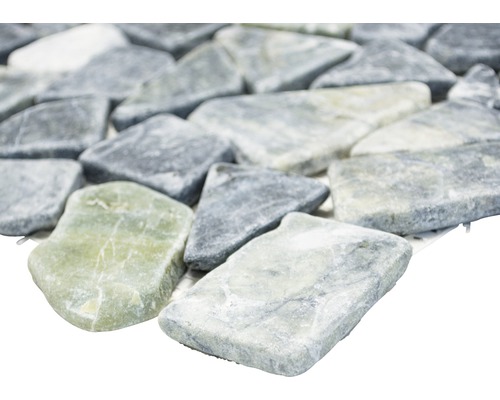 Mosaikmatta av natursten