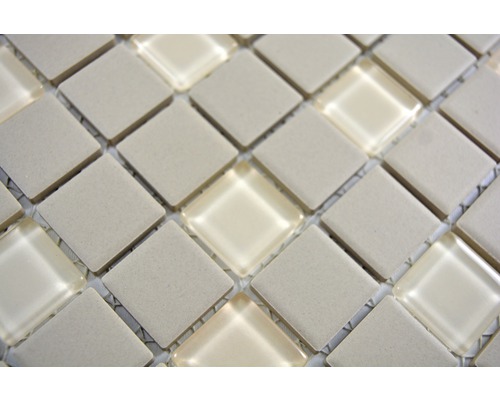 Mosaikplatta av keramik och glas