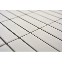 Rektangulära plattor i mosaikmönster