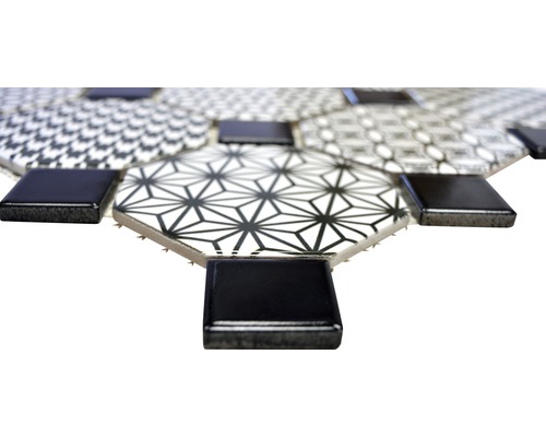 Mosaikplatta med geometriska mönster