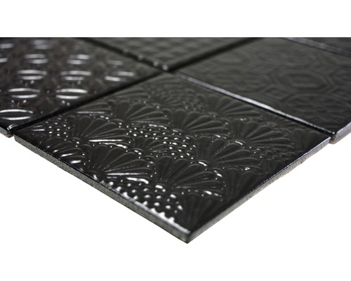 Mosaikplatta med präglad dekor