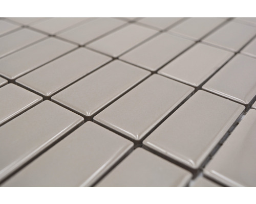 Rektangulära keramiska plattor i mosaikmönster