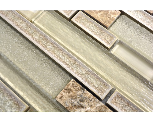 Mosaikplatta med glas- och marmorelement