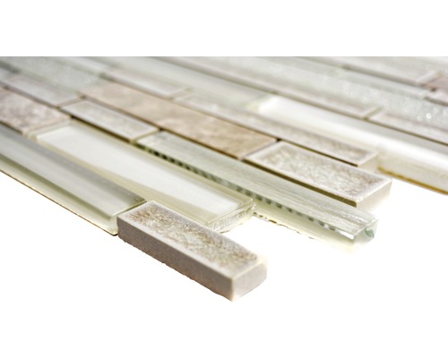 Mosaikplatta av glas och sten