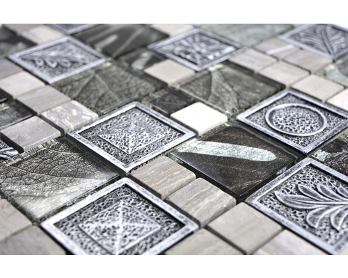 Mosaikplatta med glas- och stenelement