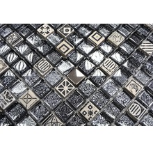 Mosaikplattor med mönster av glas och sten