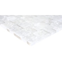 Mosaikplatta av glas och marmor