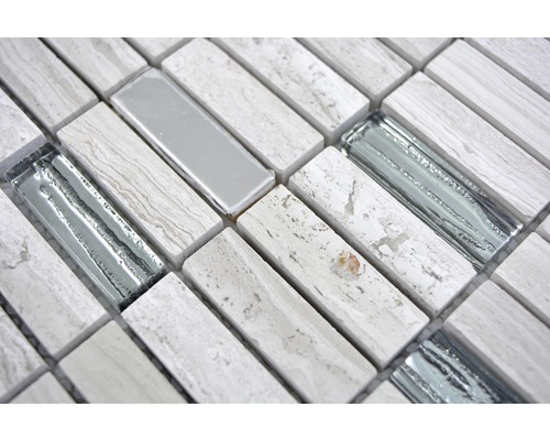 Mosaikplatta med sten- och glaselement