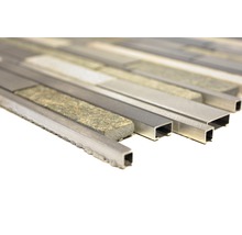 Mosaikplatta av sten och aluminium