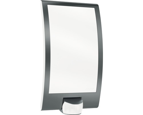 Vägglampa med rörelsesensor