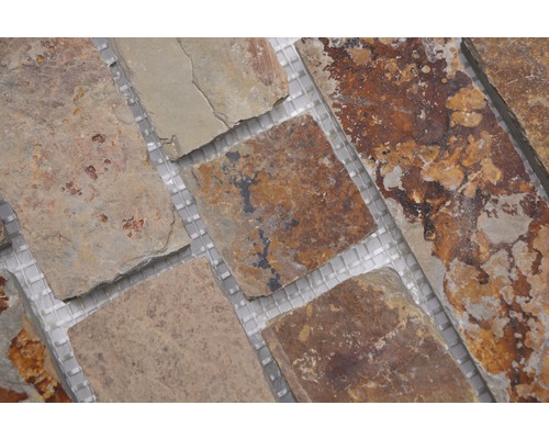 Mosaikplattor av natursten