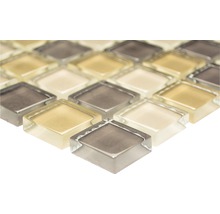 Fyrkantiga mosaikplattor av glas