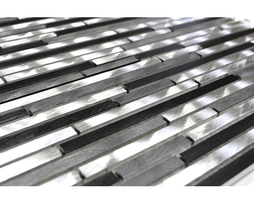 Mosaikplatta med randigt mönster