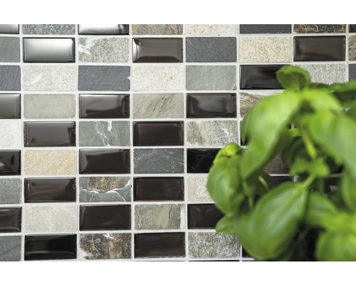 Mosaikplattor med sten- och glasutseende i rektangulärt format