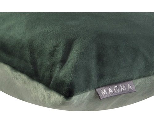 Magma kudde i tyg med etikett