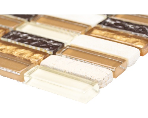 Mosaikplatta med rektangulära bitar i olika bruna nyanser och beige.