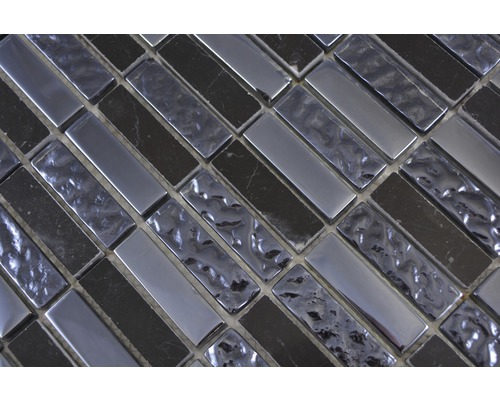 Mosaikplatta med avlånga, glänsande element