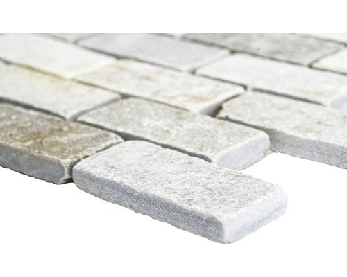 Naturstensmosaikplatta i horisontellt format