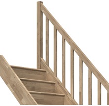 Trappa med träräcke