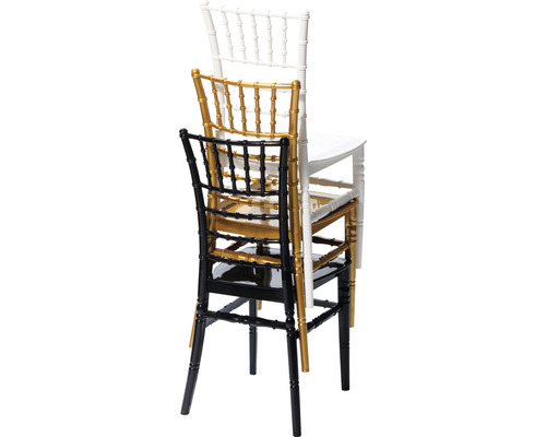 Stapel med tre Chiavari stolar