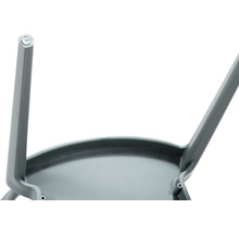 Detaljbild av sits och ben på en stol