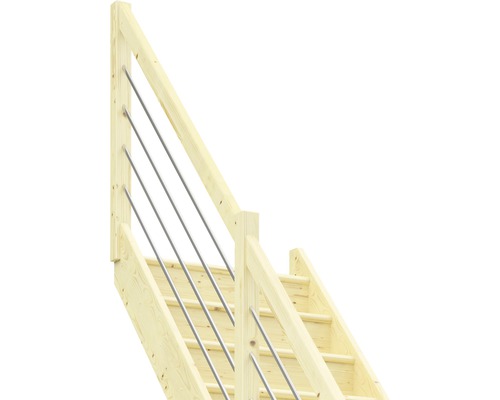 Trätrappa med rostfritt räcke