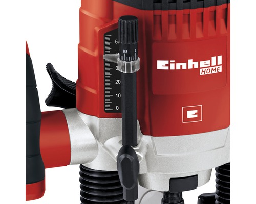 Detaljvy av en Einhell överfräs med djupinställning och Einhell Home-logotyp