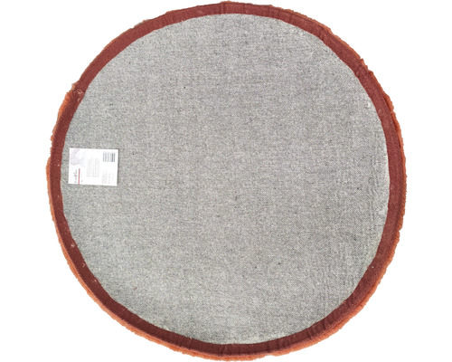 Rund matta med fållad kant
