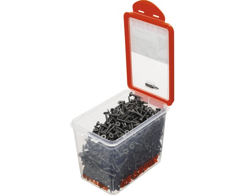 Skruvar i en transparent plastlåda med rött lock