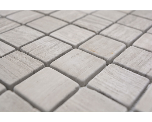 Närbild av fyrkantiga mosaikplattor