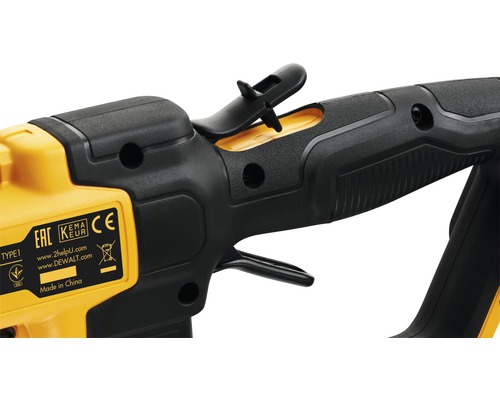Detaljbild av reglagen på en DeWalt tigersåg