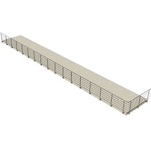 Lång betongbro med räcke