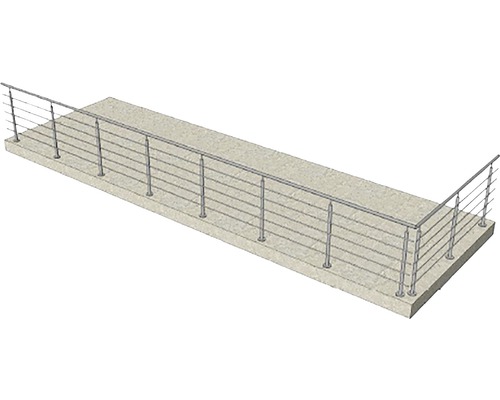 Räcke med horisontella rostfria vajrar på betongyta