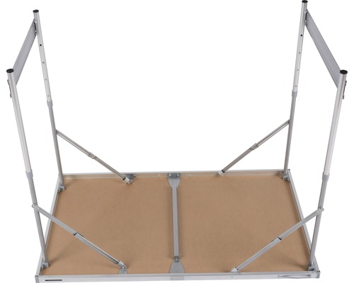 Undersida av campingbord i aluminium med ben