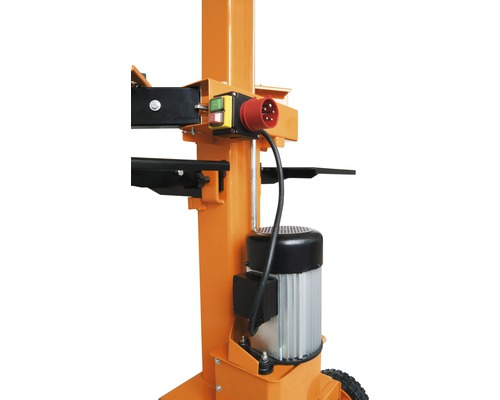 Detaljvy av en vedklyv med motor och kontrollelement