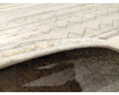 Detalj av en mönstrad matta