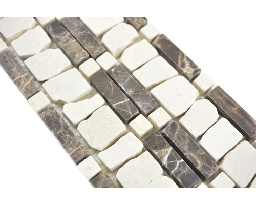 Mosaikplatta med naturstensutseende i beige och brunt