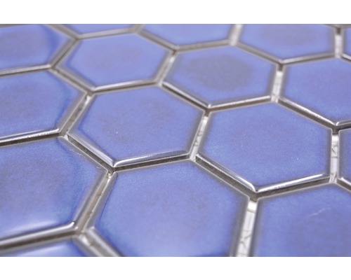 Närbild av hexagonala plattor