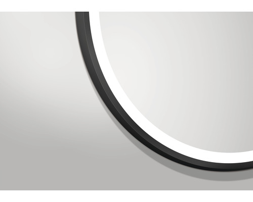 Detaljvy av en rund taklampa