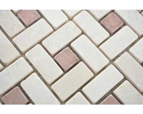 Mosaikplatta med rektangulära och kvadratiska element