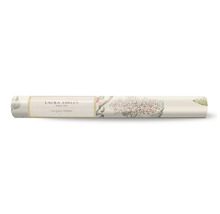 Tapetrulle med blommönster