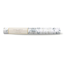 Laura Ashley tapetrulle med blommönster