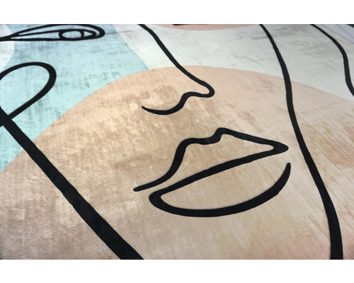 Matta med abstrakt ansiktsmönster