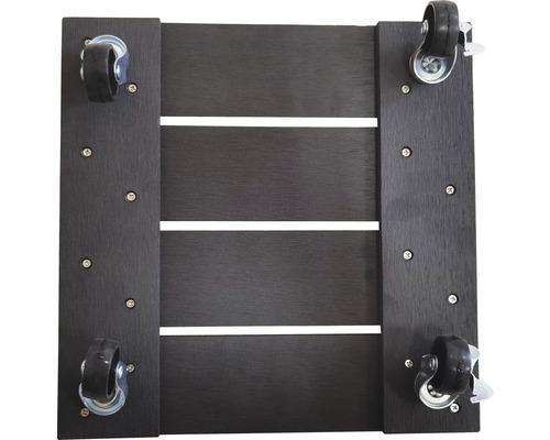 Möbelrulle av trä med fyra hjul