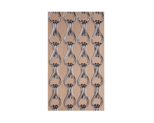 Metallkedjegardin med droppformade länkar