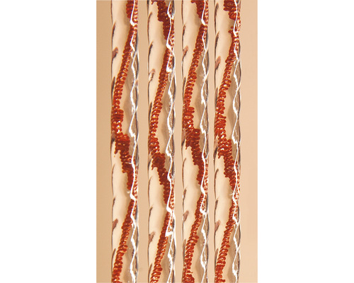 Närbild av fyra transparenta bevattningsslangar med spiralelement